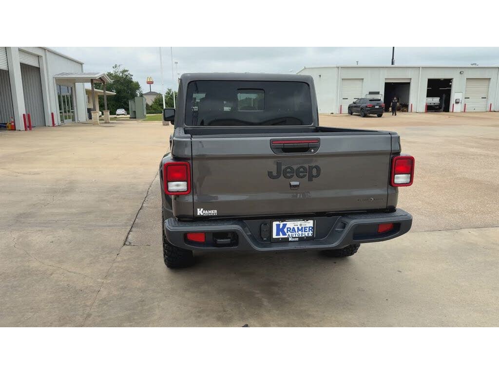 2026 Jeep Gladiator