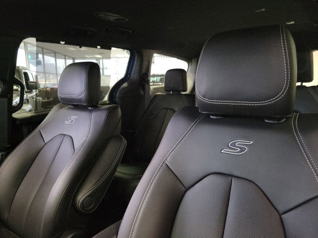 2026 Chrysler Pacifica