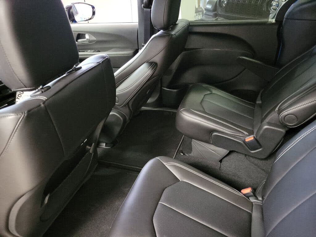 2026 Chrysler Pacifica