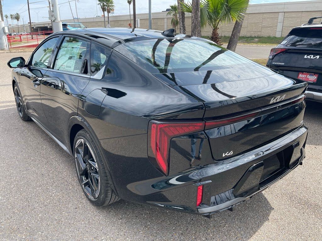 2026 Kia K4