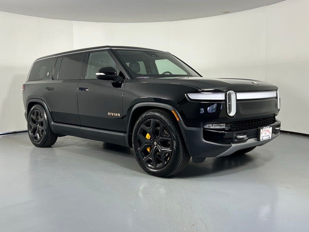 2024 Rivian R1S deal in Mount Holly, NJ