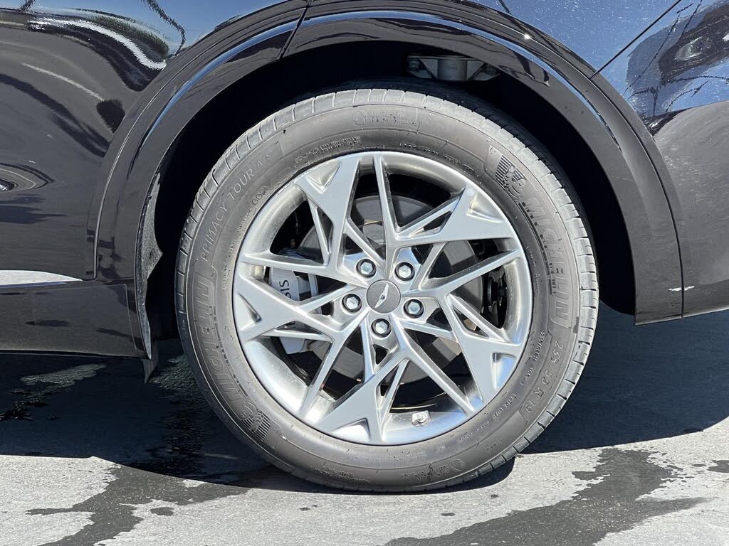 2025 Genesis GV70