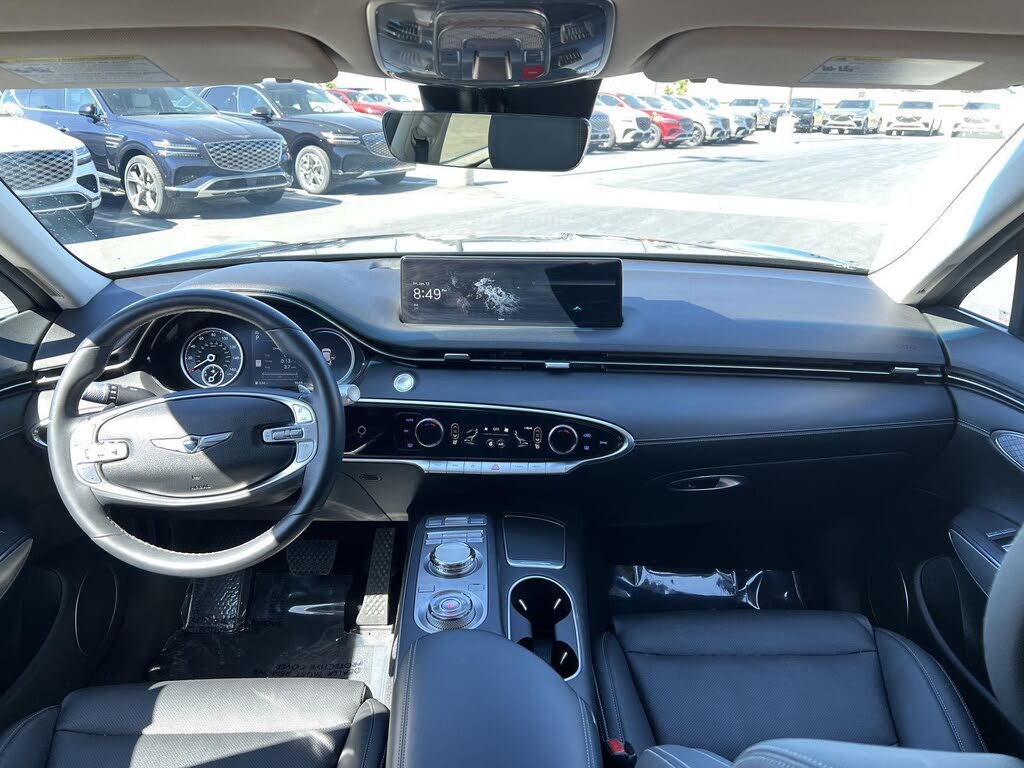 2025 Genesis GV70
