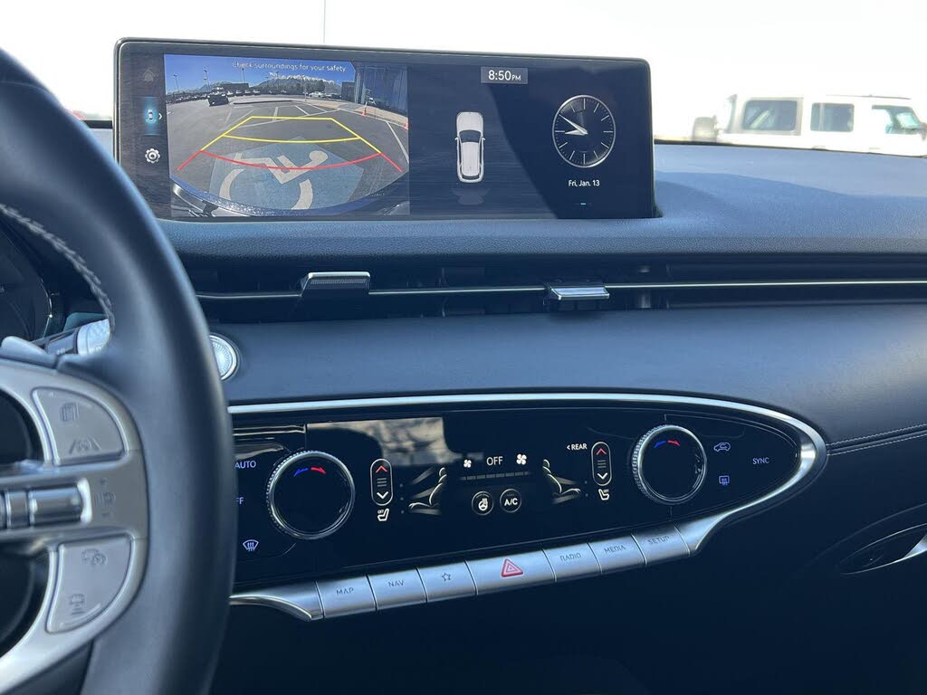 2025 Genesis GV70