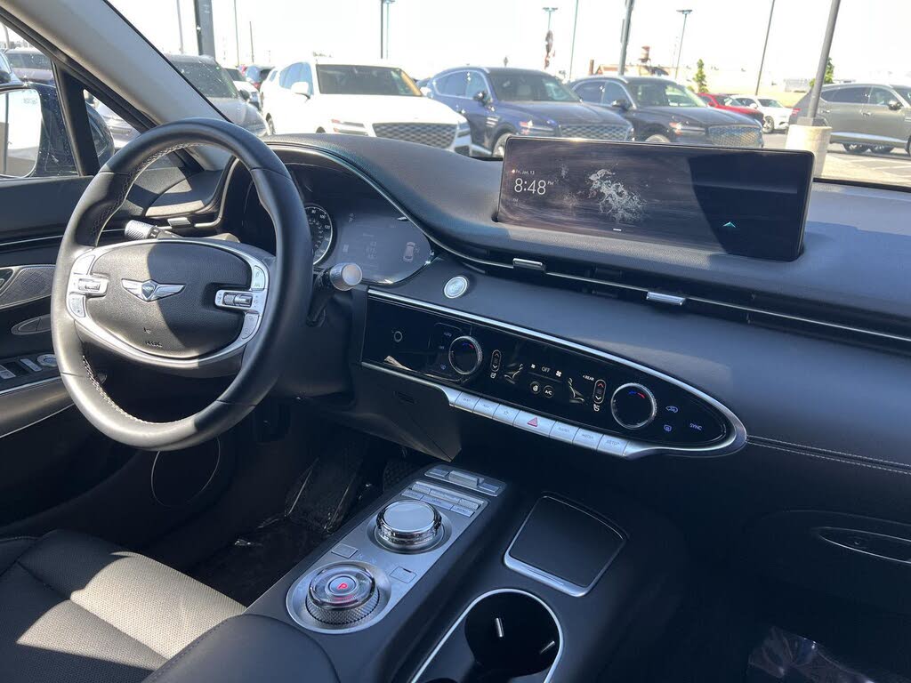 2025 Genesis GV70
