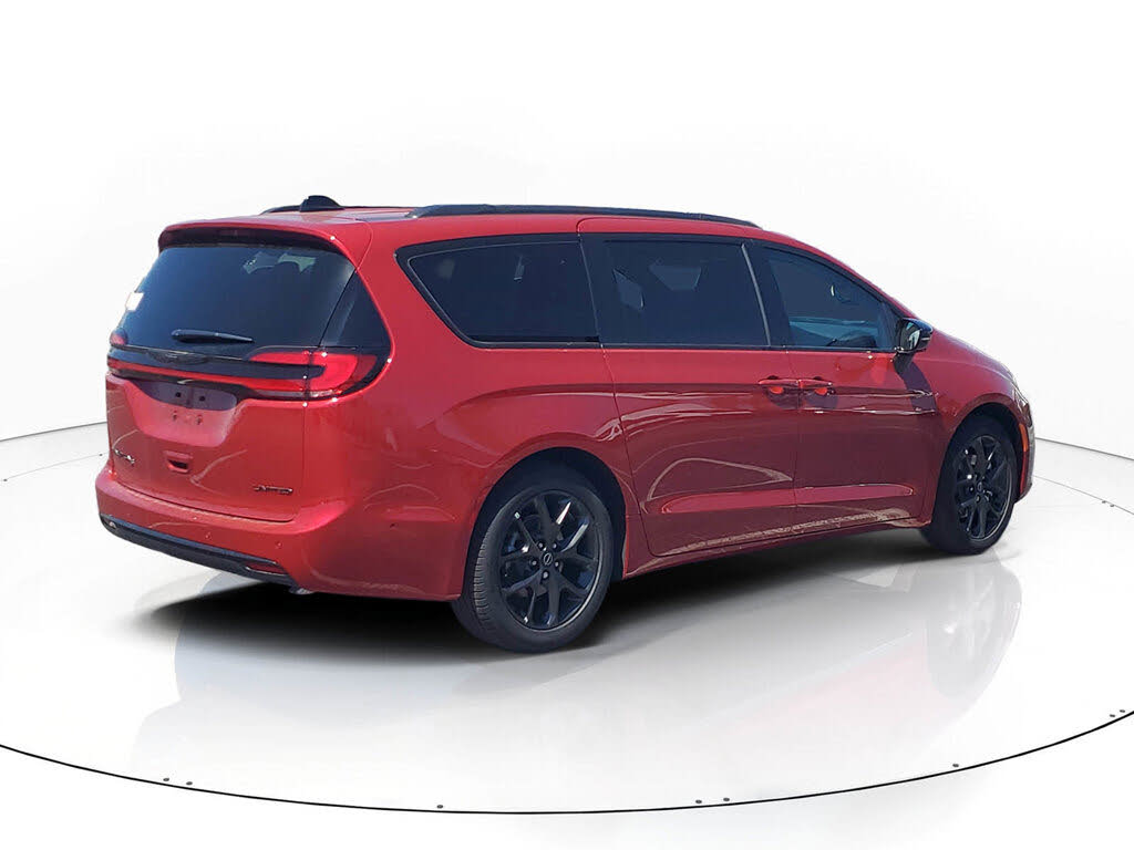 2025 Chrysler Pacifica