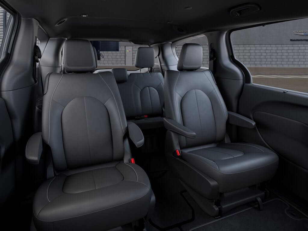 2026 Chrysler Voyager