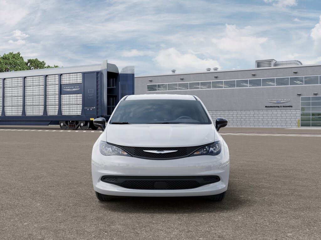 2026 Chrysler Voyager