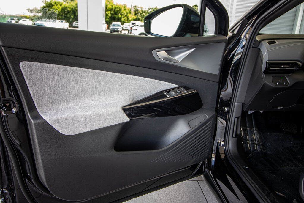 2025 Volkswagen ID.4