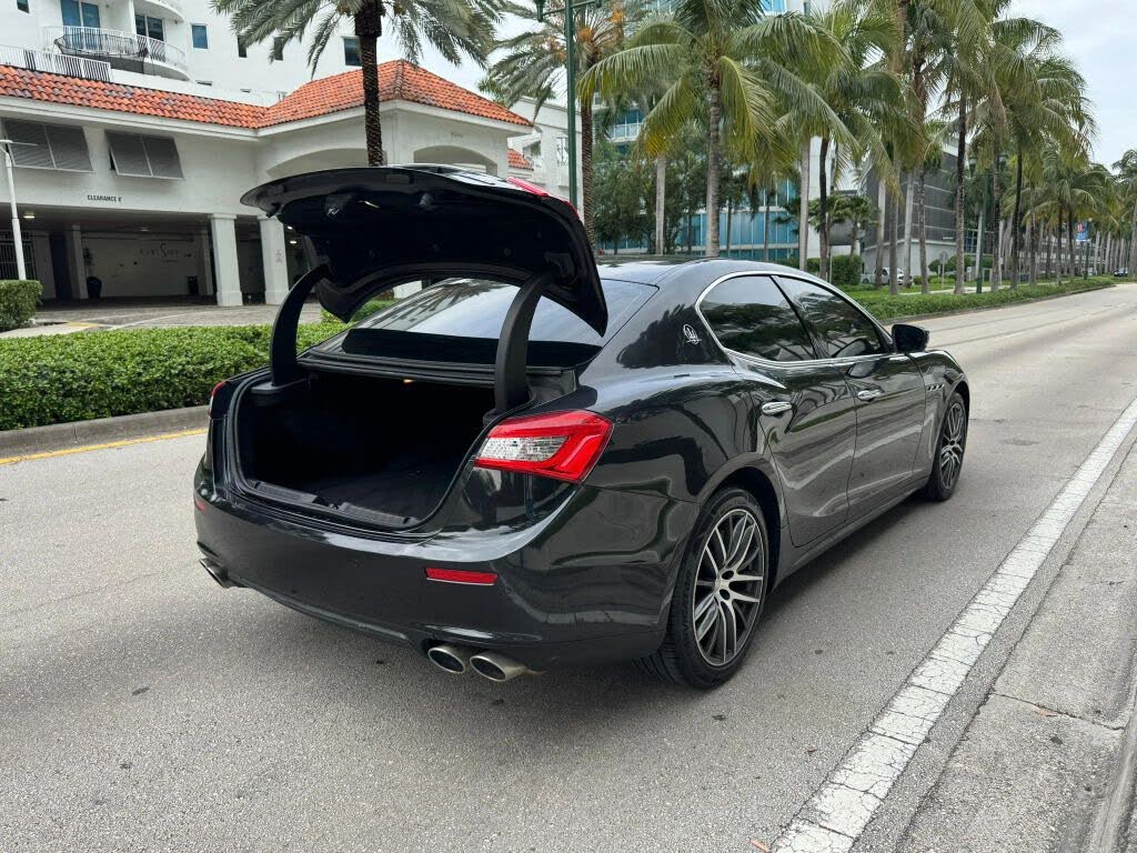 2017 Maserati Ghibli