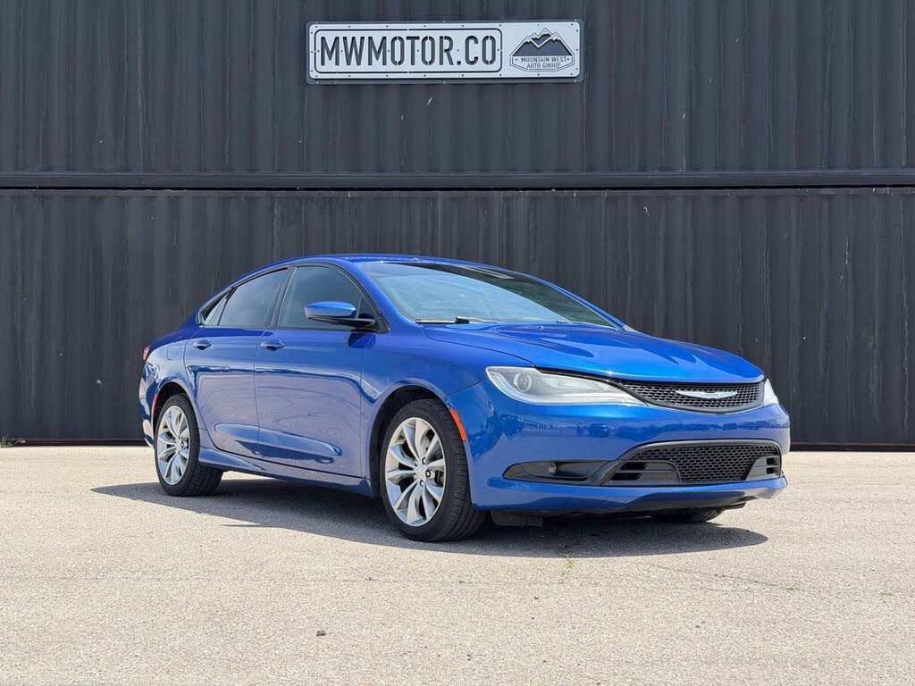 2016 Chrysler 200