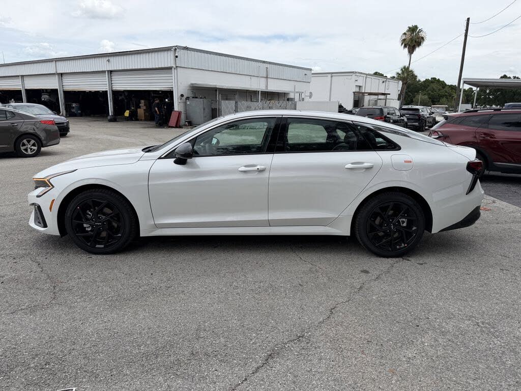 2026 Kia K5
