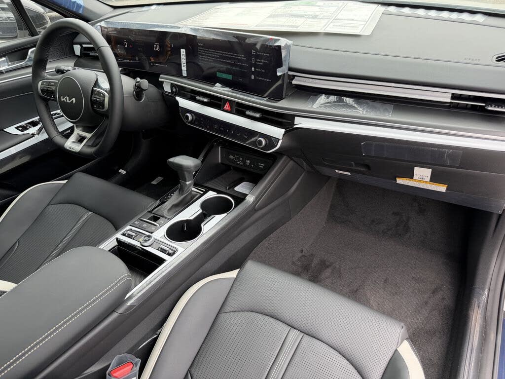 2026 Kia K5