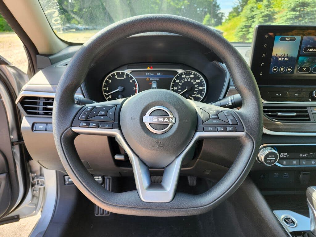 2025 Nissan Altima