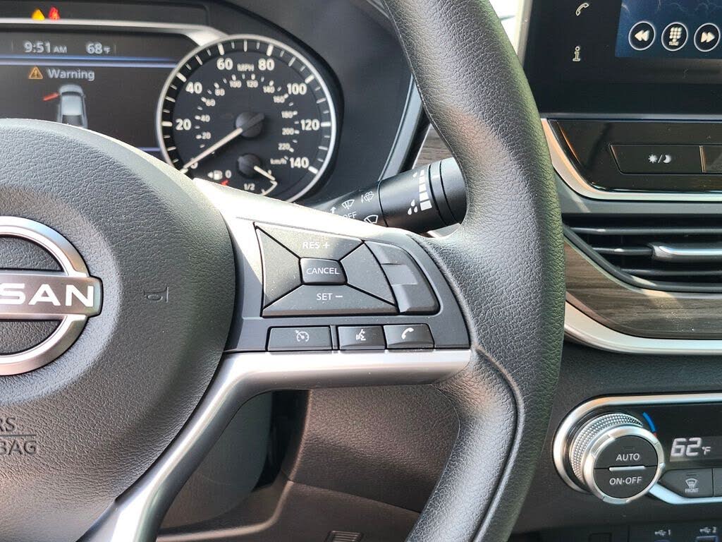 2025 Nissan Altima