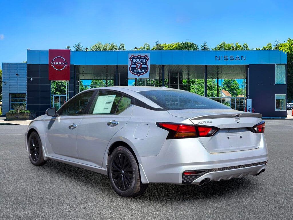2025 Nissan Altima