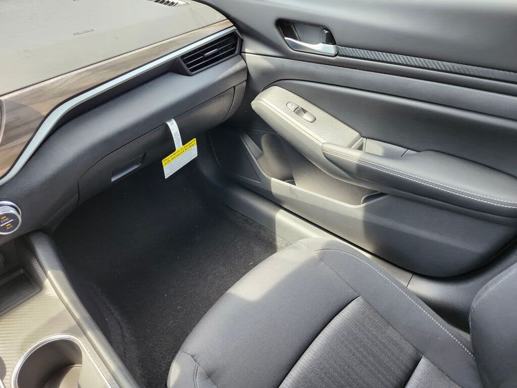2025 Nissan Altima