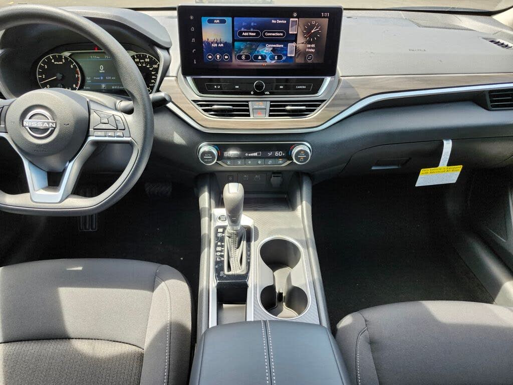 2025 Nissan Altima