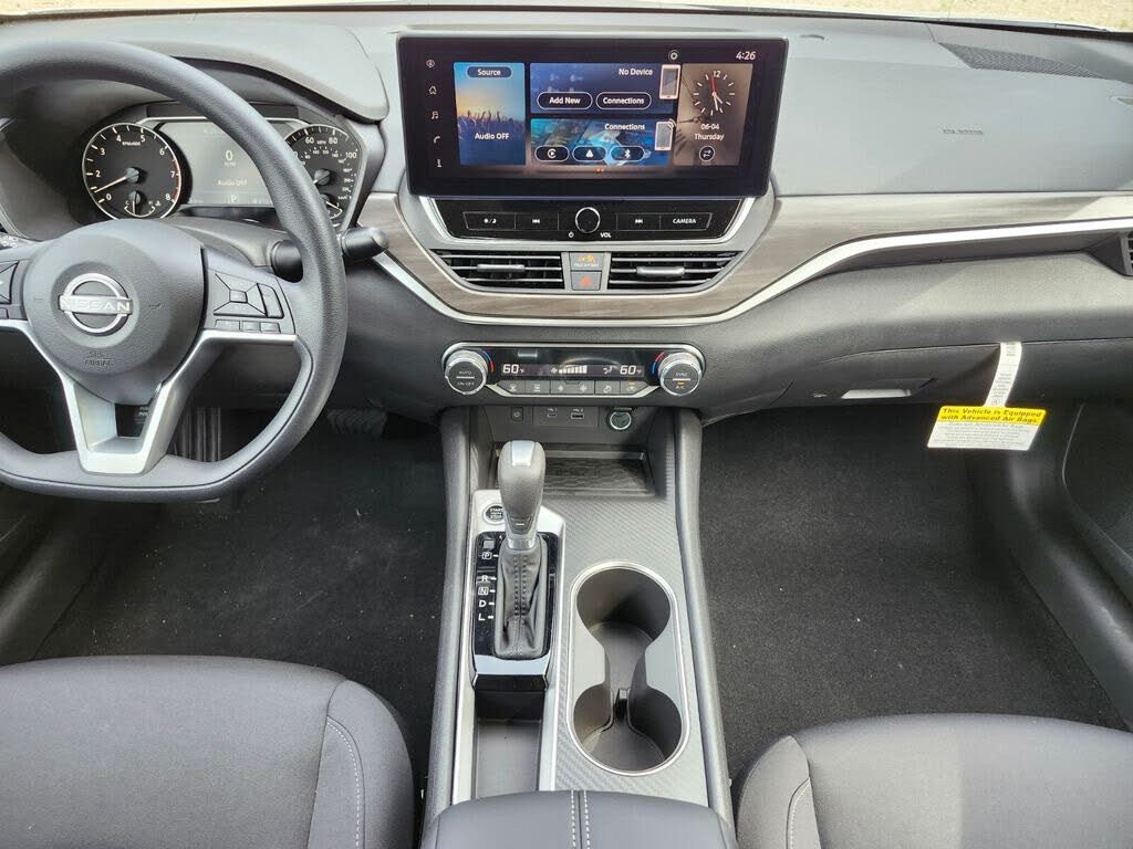 2025 Nissan Altima