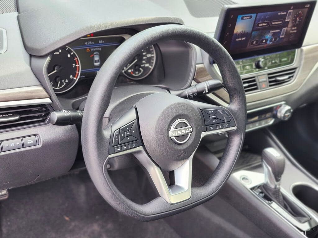 2025 Nissan Altima