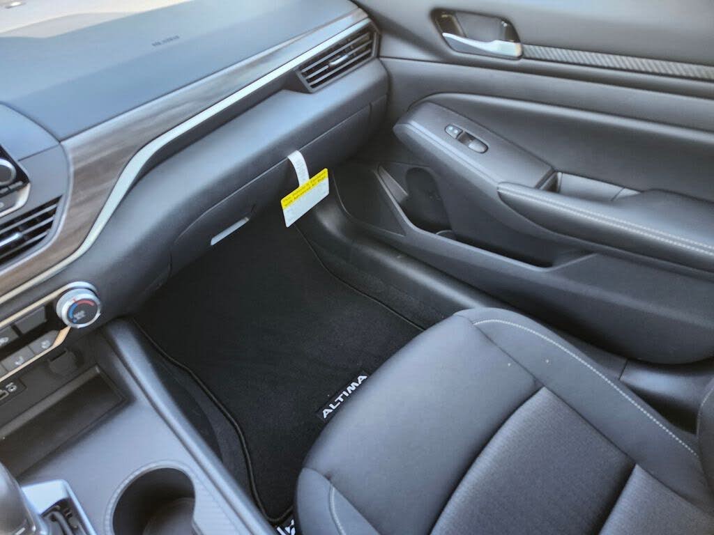2025 Nissan Altima