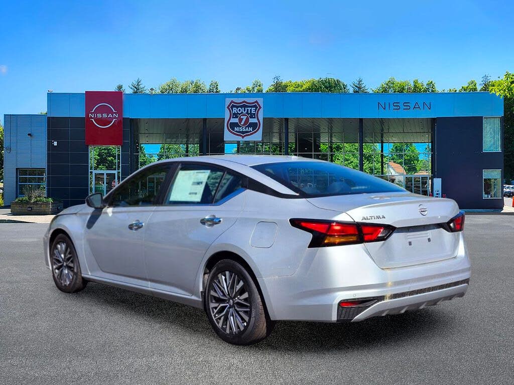 2025 Nissan Altima
