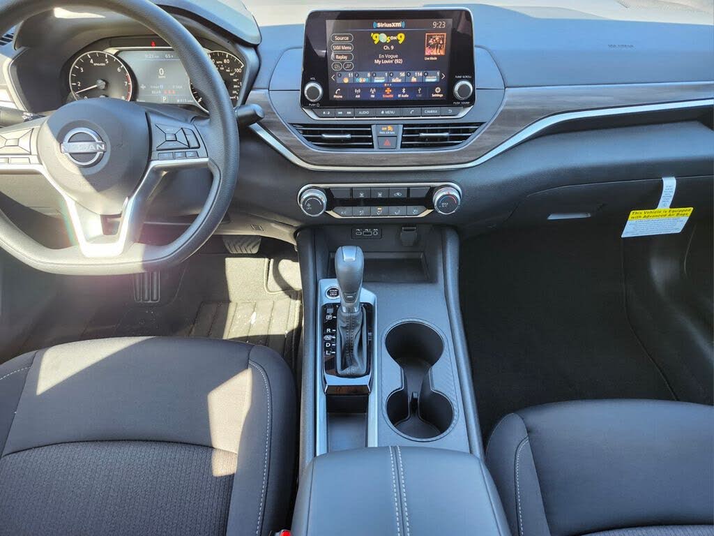 2025 Nissan Altima