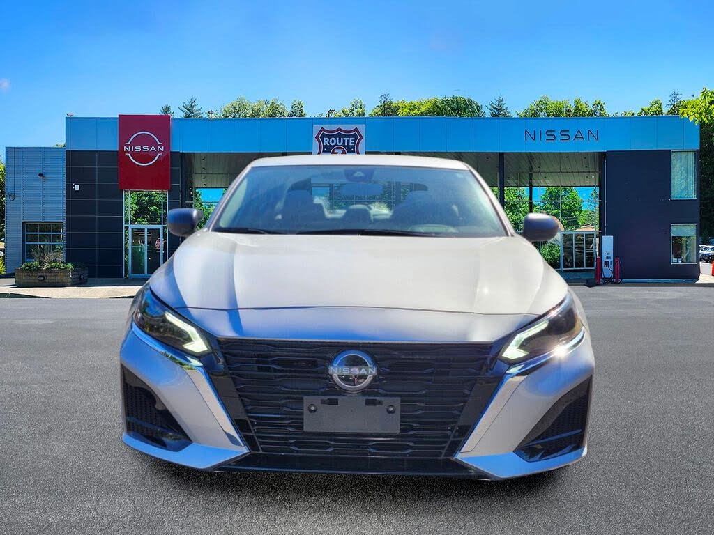 2025 Nissan Altima