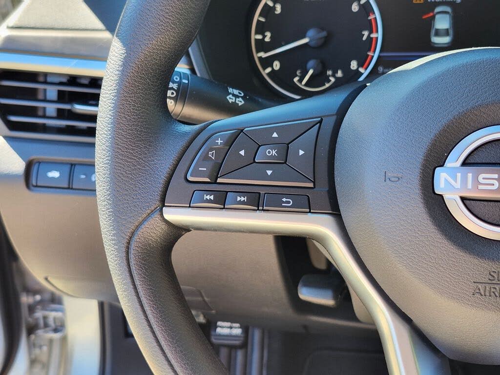 2025 Nissan Altima