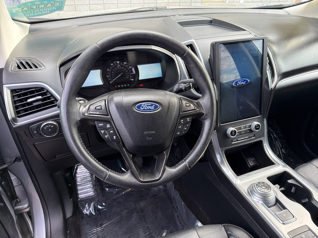 2022 Ford Edge