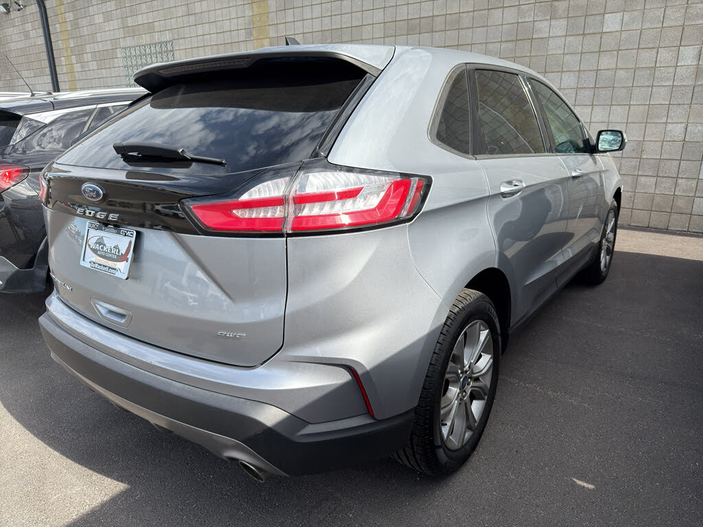 2022 Ford Edge