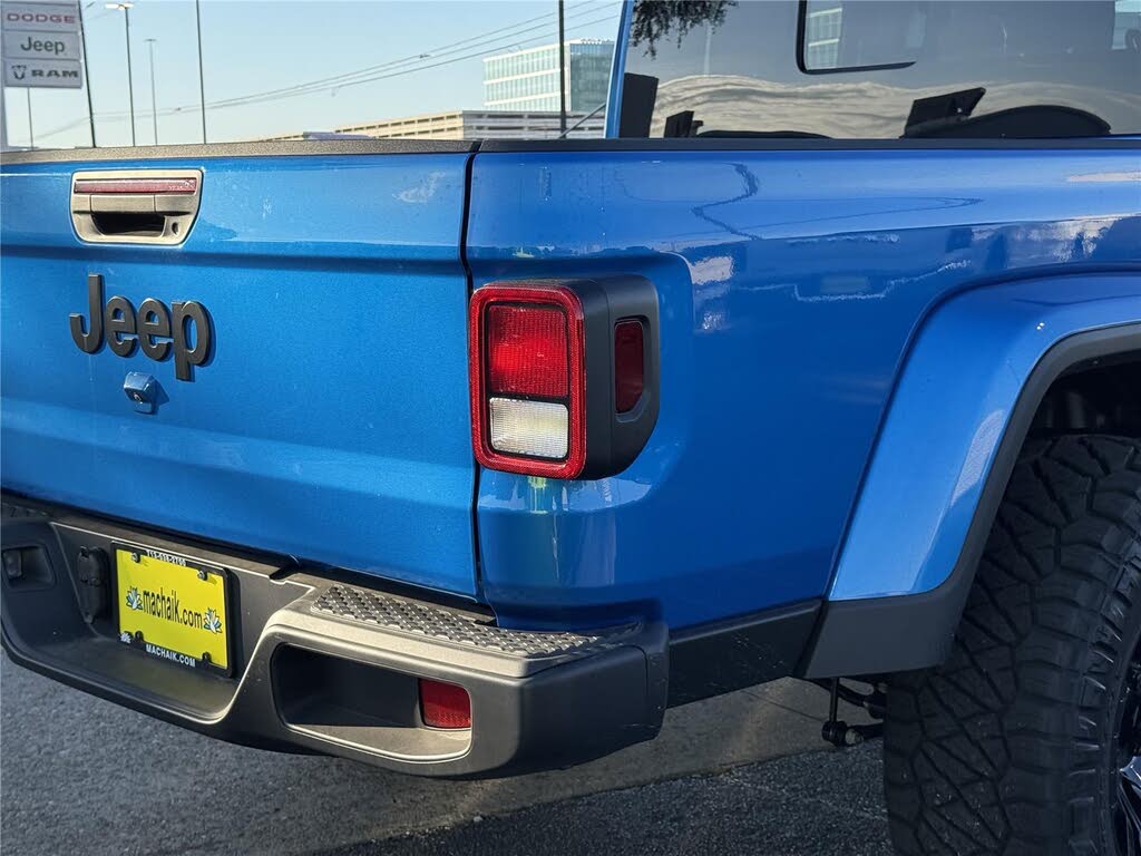 2025 Jeep Gladiator