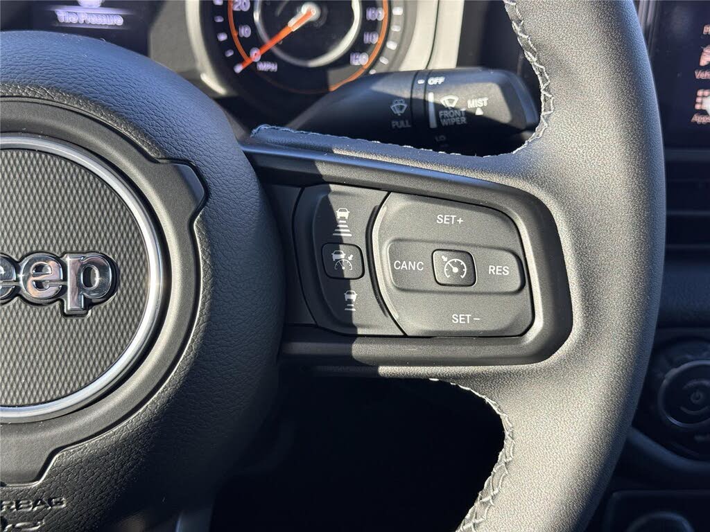 2025 Jeep Gladiator