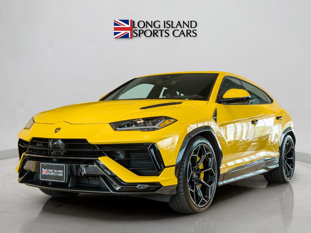 2024 Lamborghini Urus deal in Roslyn, NY