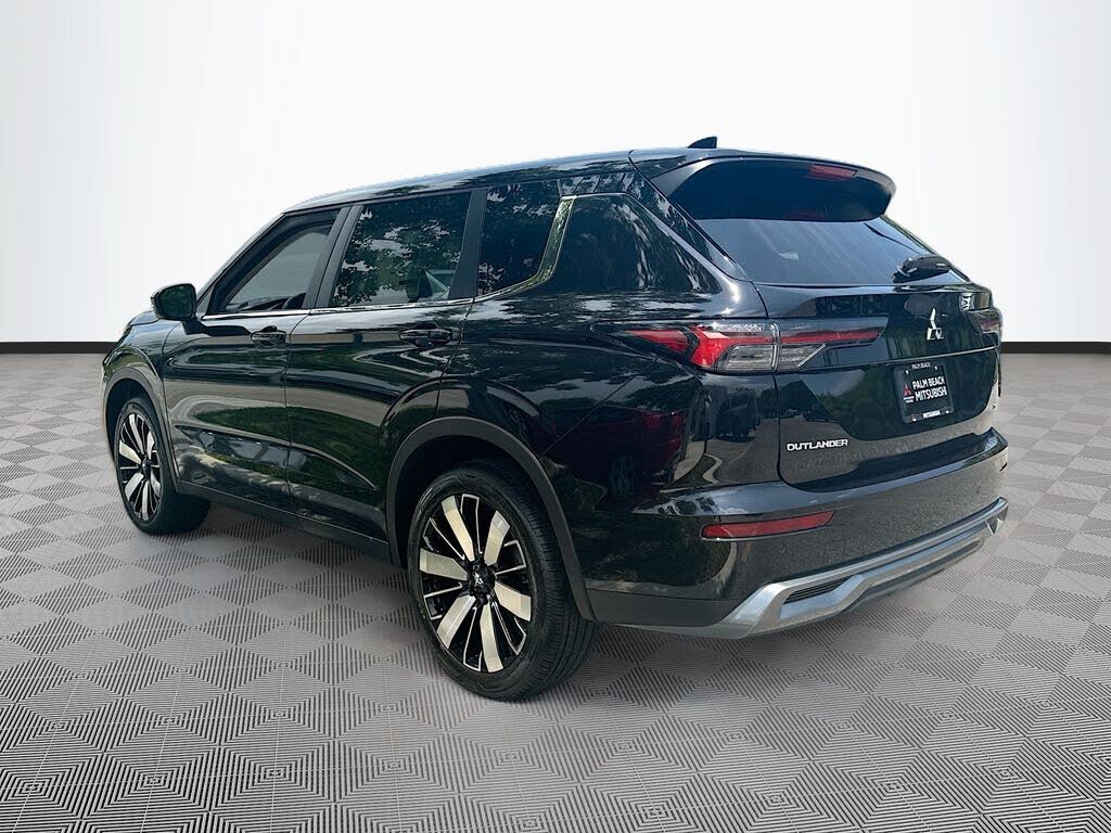 2026 Mitsubishi Outlander