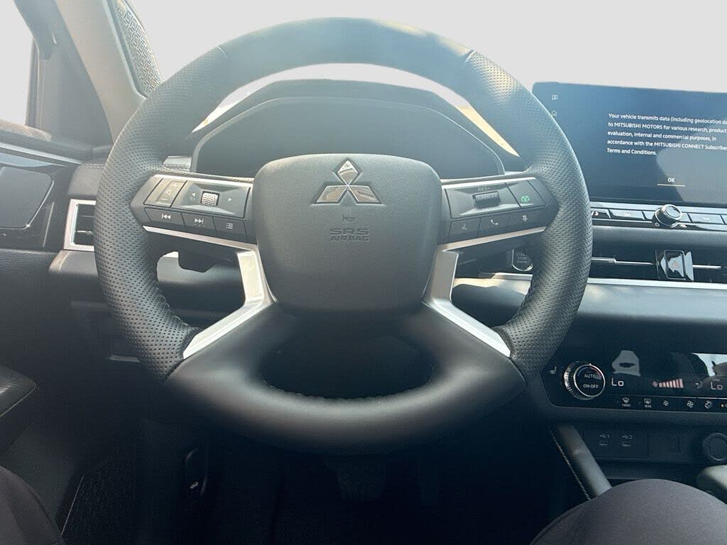 2026 Mitsubishi Outlander