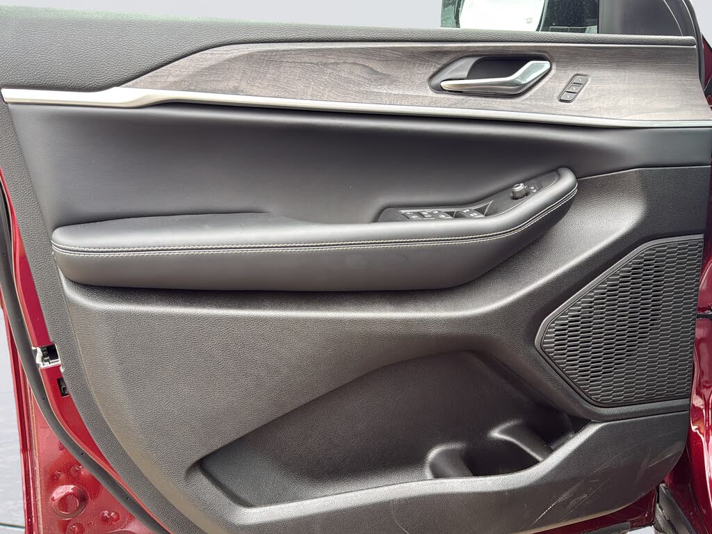 2025 Jeep Grand Cherokee L