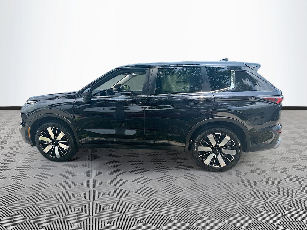2026 Mitsubishi Outlander