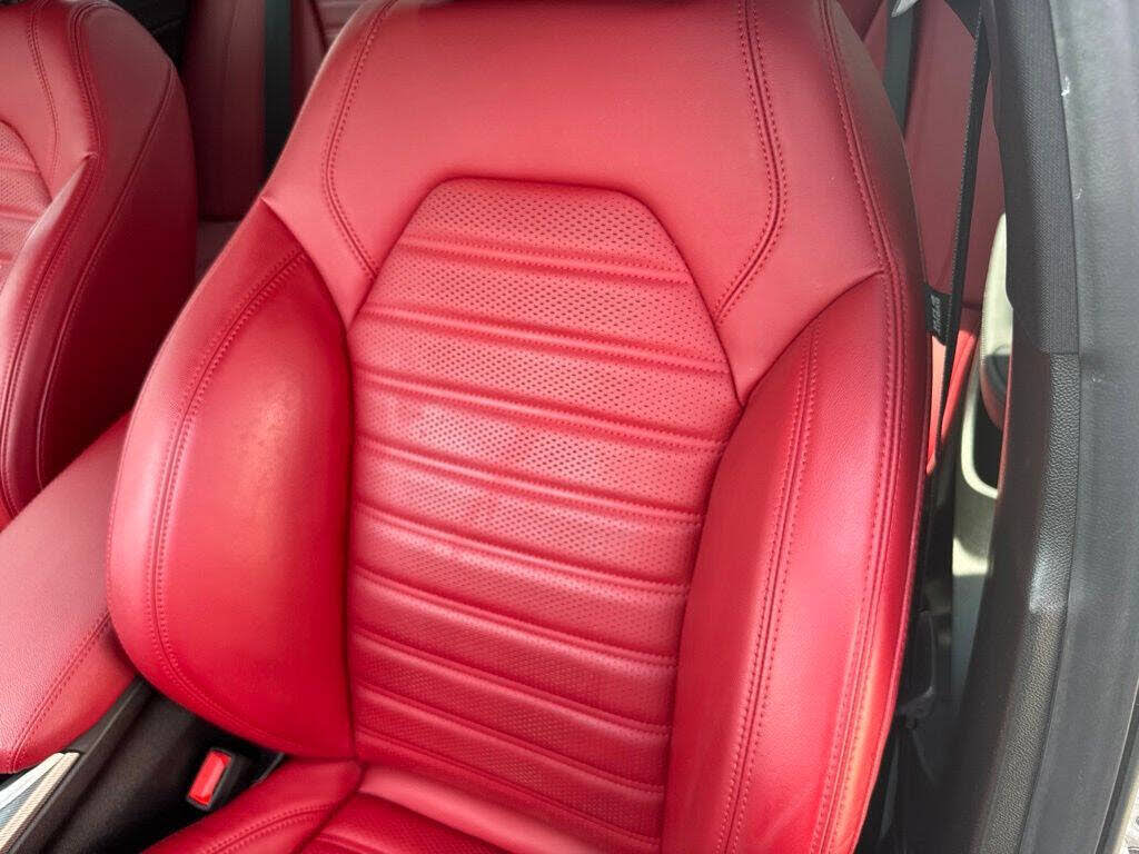 2022 Alfa Romeo Giulia
