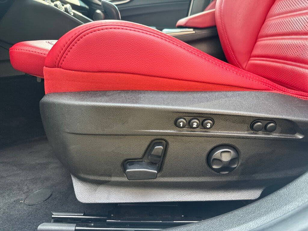 2022 Alfa Romeo Giulia