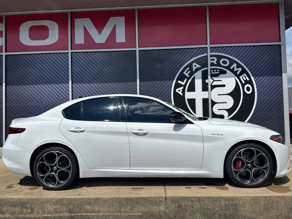 2022 Alfa Romeo Giulia