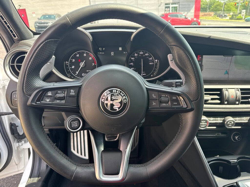 2022 Alfa Romeo Giulia