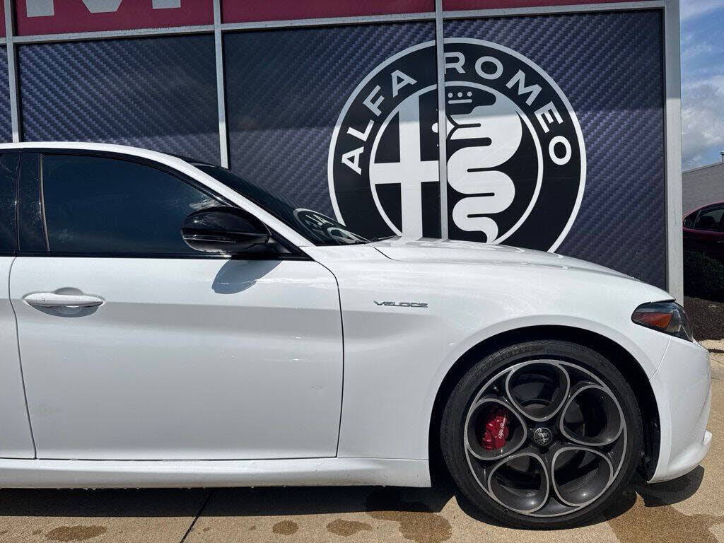 2022 Alfa Romeo Giulia