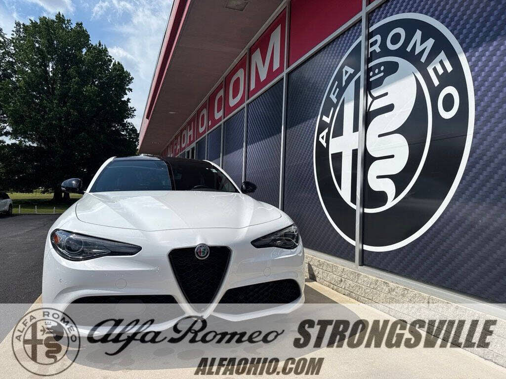 2022 Alfa Romeo Giulia