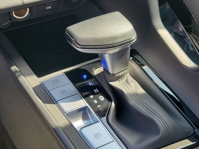 2025 Hyundai Elantra Hybrid