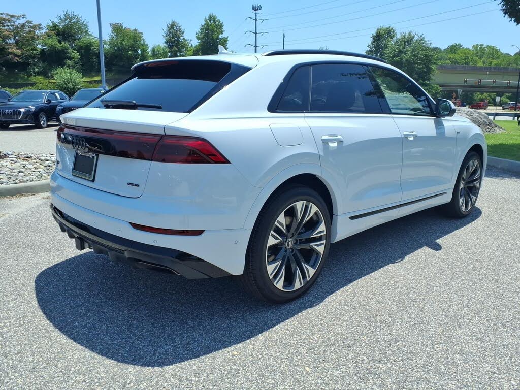 2026 Audi Q8