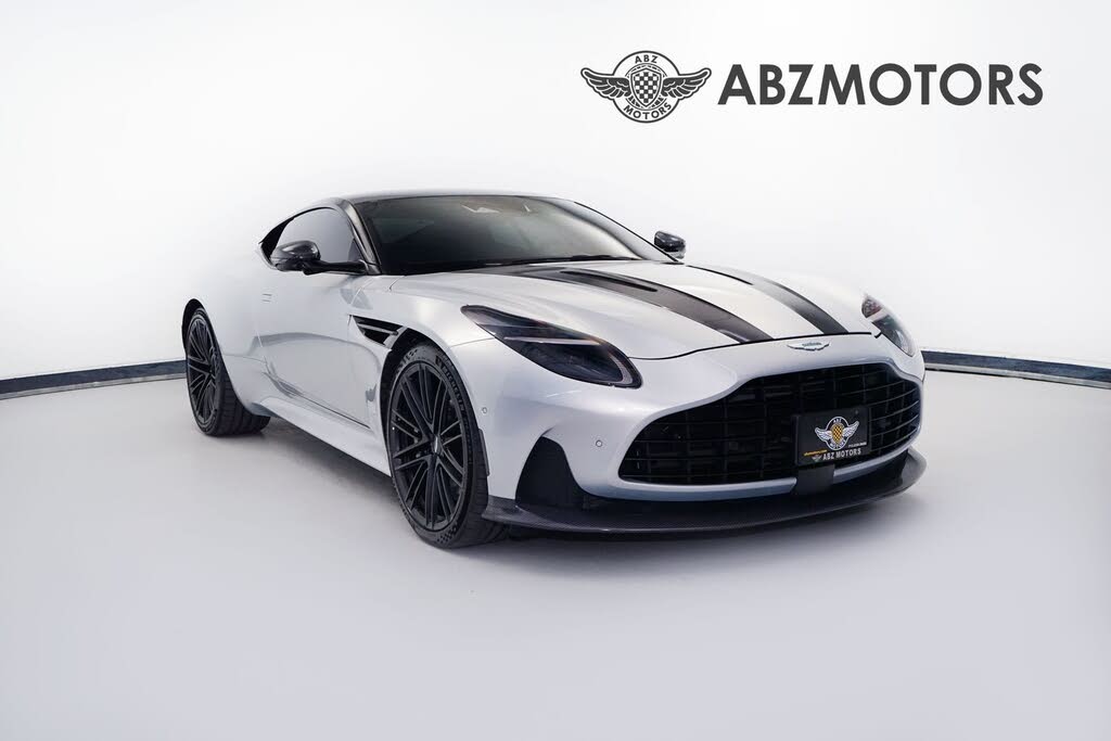 Aston Martin DB12