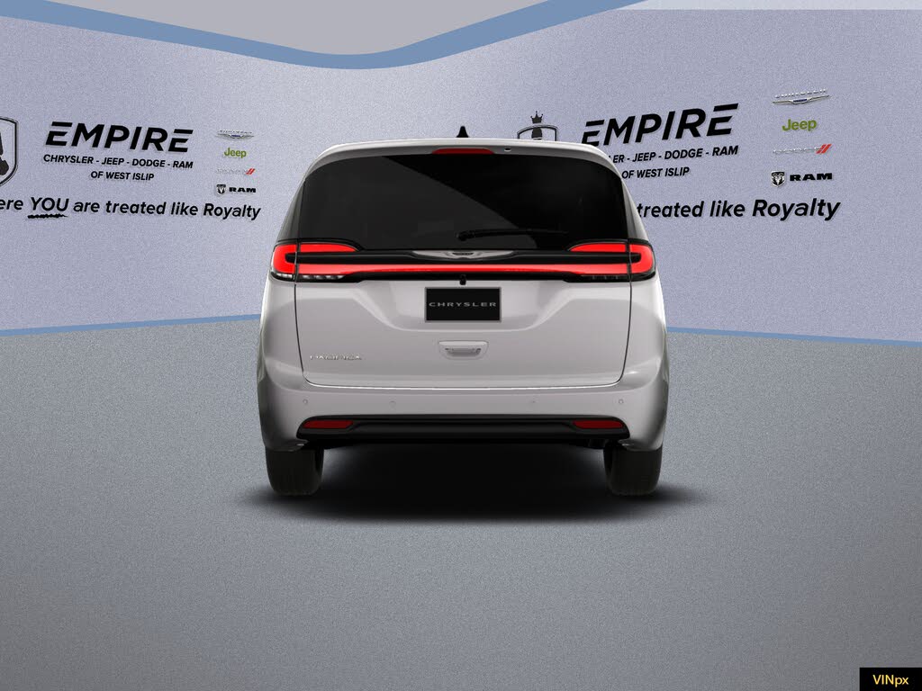 2026 Chrysler Pacifica