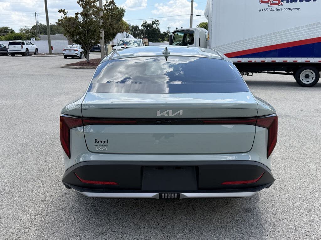 2026 Kia K4