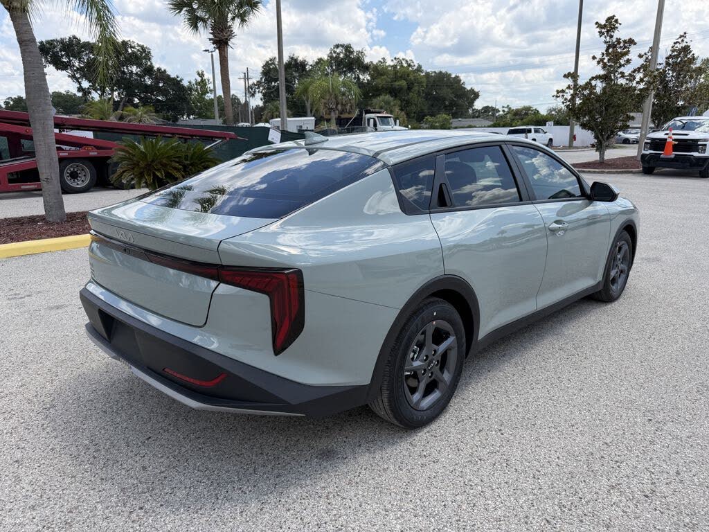 2026 Kia K4
